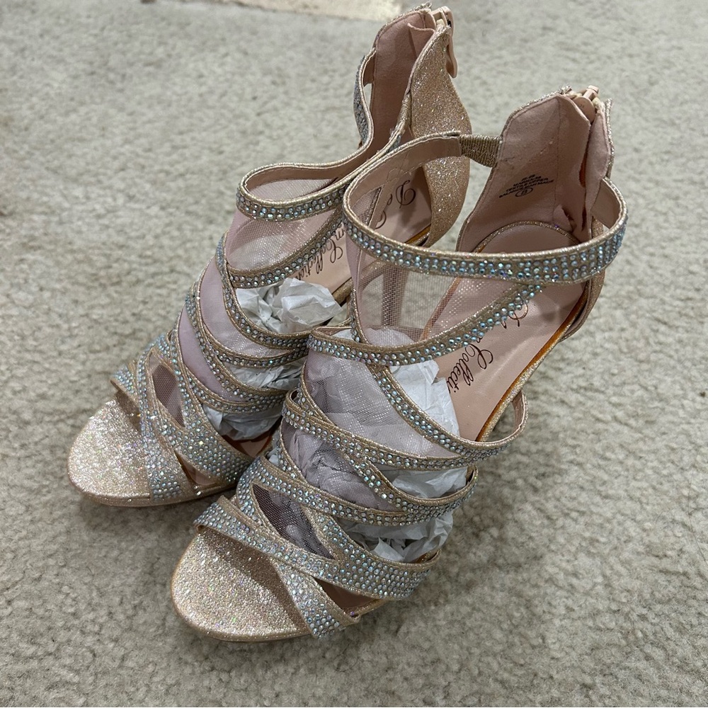 New de blossom collection nude sparkly heels